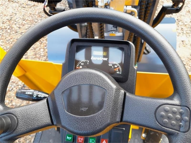 Valet de ferme Eurotrac W11: photos 11