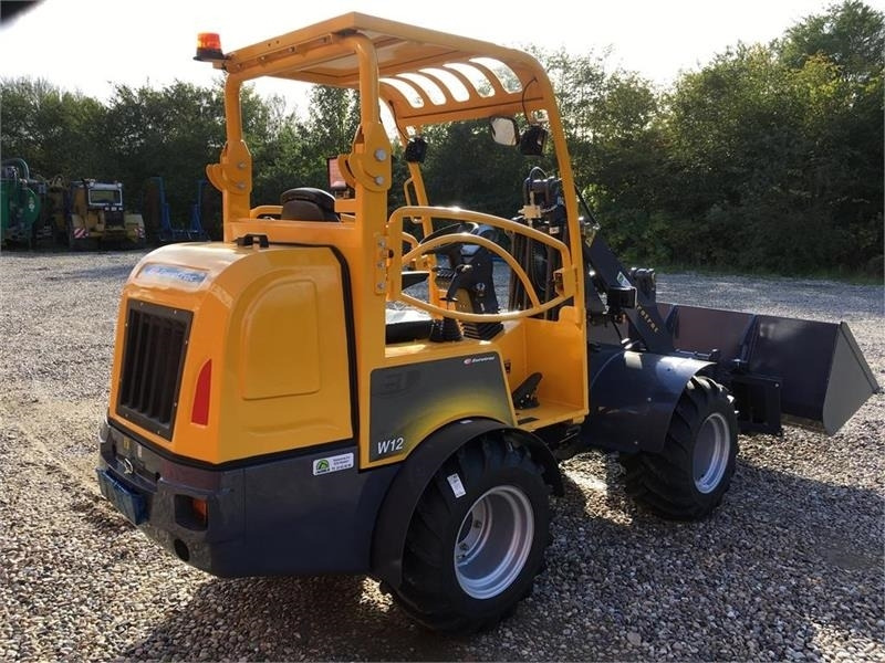 Eurotrac W12 m. lang arm - Valet de ferme: photos 3 Eurotrac W12 m. lang arm - Valet de ferme: photos 3