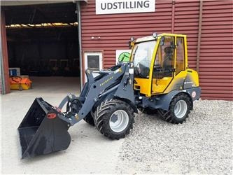Eurotrac w13f - Valet de ferme: photos 1 Eurotrac w13f - Valet de ferme: photos 1