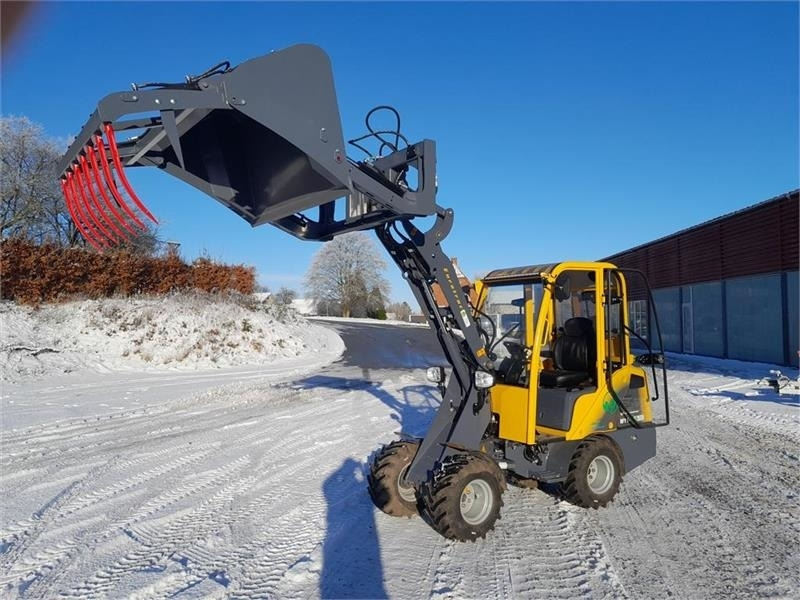 FK Machinery Højtip skovl med overfaldt - Godet pour Engins de chantier: photos 2 FK Machinery Højtip skovl med overfaldt - Godet pour Engins de chantier: photos 2