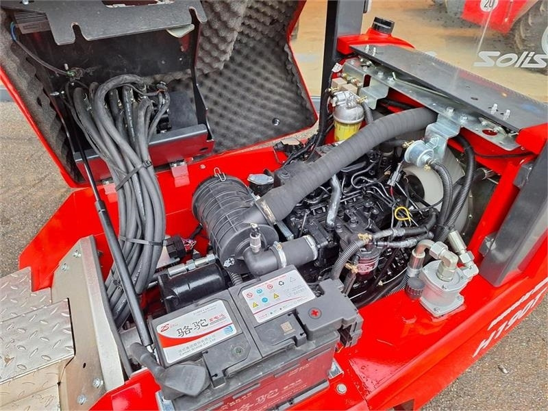 Valet de ferme Heracles H190 teleskob: photos 8 Valet de ferme Heracles H190 teleskob: photos 8