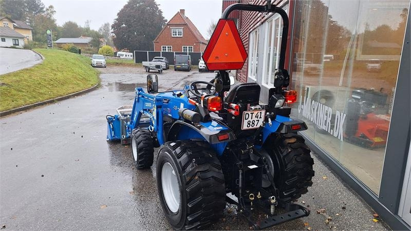 Solis 26  - Tracteur communal: photos 3 Solis 26  - Tracteur communal: photos 3