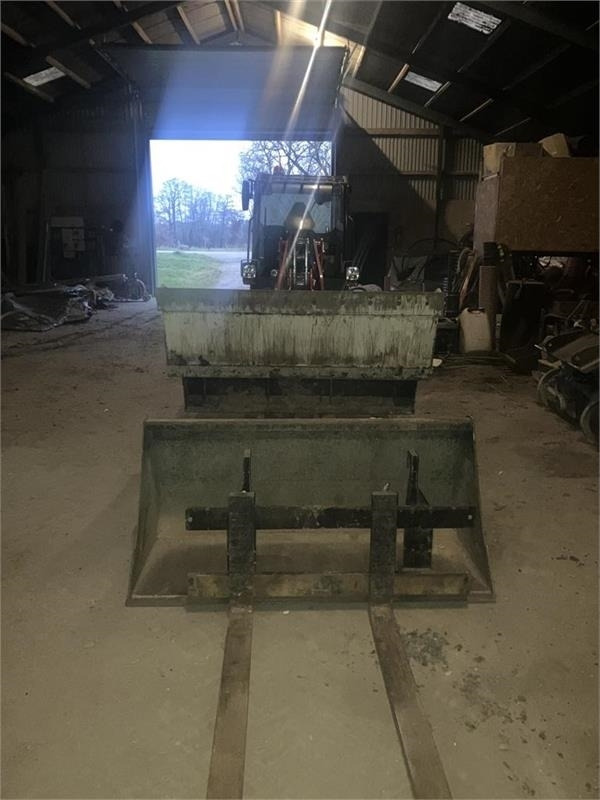 Valet de ferme Weidemann 2070 LP: photos 18