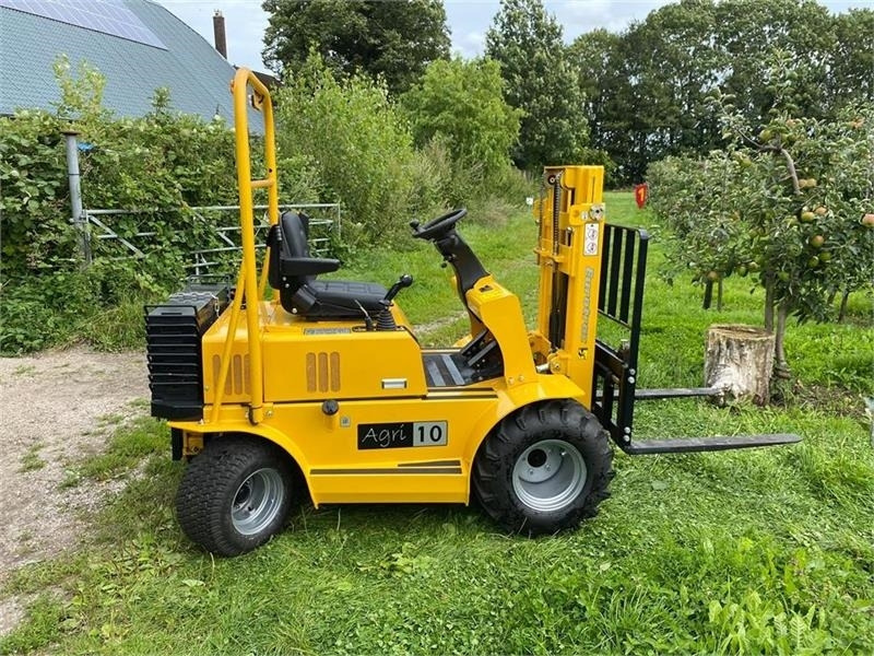 Chariot élévateur diesel - - - eurotrac Agri 10: photos 7 Chariot élévateur diesel - - - eurotrac Agri 10: photos 7