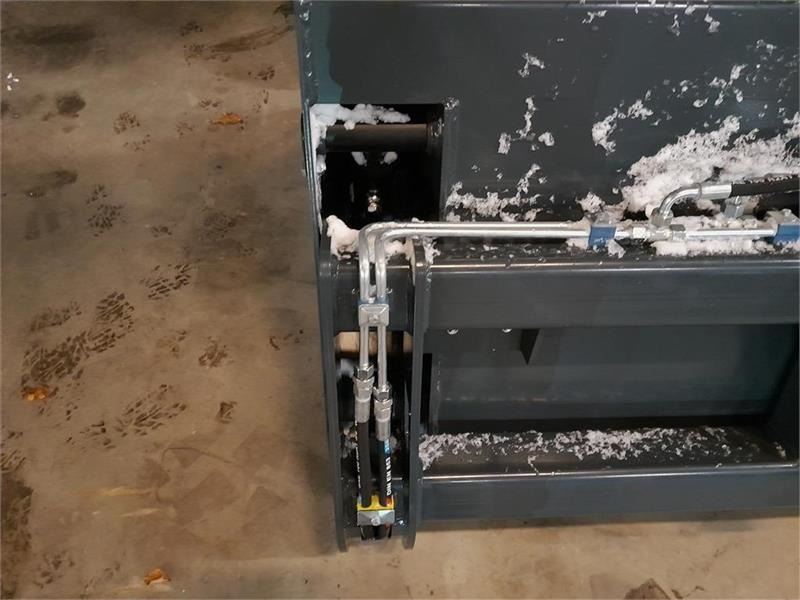 - - - fk machinery - Godet pour chargeur pour Machine agricole: photos 4 - - - fk machinery - Godet pour chargeur pour Machine agricole: photos 4