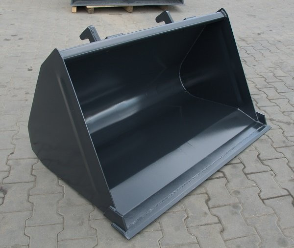 Metal-Technik Łyżka walcowana do ładowacza czołowego i ładowarki 1600 - Godet pour chargeur: photos 2 Metal-Technik Łyżka walcowana do ładowacza czołowego i ładowarki 1600 - Godet pour chargeur: photos 2