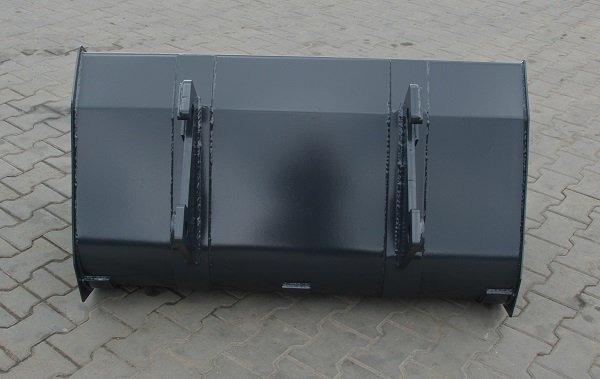 Metal-Technik Łyżka walcowana do ładowacza czołowego i ładowarki 1600 - Godet pour chargeur: photos 3 Metal-Technik Łyżka walcowana do ładowacza czołowego i ładowarki 1600 - Godet pour chargeur: photos 3