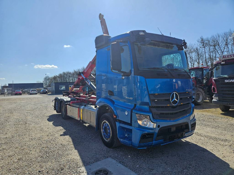 Mercedes-Benz Actros 2540 L // Kroghejs / Hook / Hagen// - Camion ampliroll: photos 2 Mercedes-Benz Actros 2540 L // Kroghejs / Hook / Hagen// - Camion ampliroll: photos 2