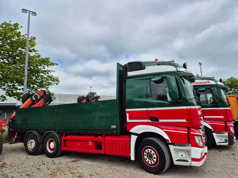 Mercedes-Benz Actros 2551/6x2 // Palfinger 16002 B // 2xtrucks - Camion grue: photos 2 Mercedes-Benz Actros 2551/6x2 // Palfinger 16002 B // 2xtrucks - Camion grue: photos 2