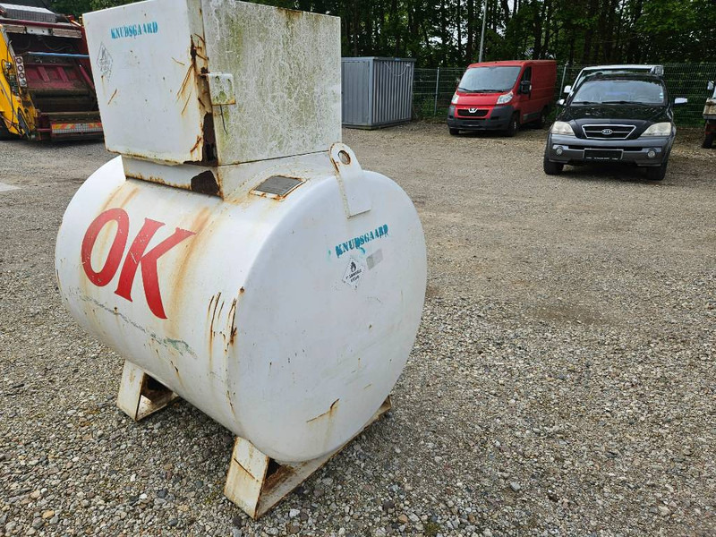 Roug 1400 Liter Diesel - Équipement de traitement post-récolte: photos 4 Roug 1400 Liter Diesel - Équipement de traitement post-récolte: photos 4