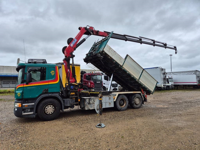 Scania P450 6x2/4 // HMF 2620 K5 // 3-way tip - Camion grue: photos 2 Scania P450 6x2/4 // HMF 2620 K5 // 3-way tip - Camion grue: photos 2