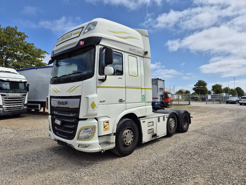 Tracteur routier DAF XF 480 6x2 // pusher// special interior: photos 1