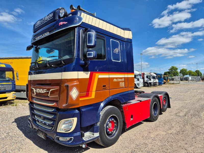 DAF XF 530 // Big Hydraulic // special interior - Tracteur routier: photos 1 DAF XF 530 // Big Hydraulic // special interior - Tracteur routier: photos 1