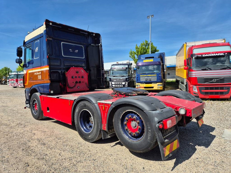 DAF XF 530 // Big Hydraulic // special interior - Tracteur routier: photos 3 DAF XF 530 // Big Hydraulic // special interior - Tracteur routier: photos 3