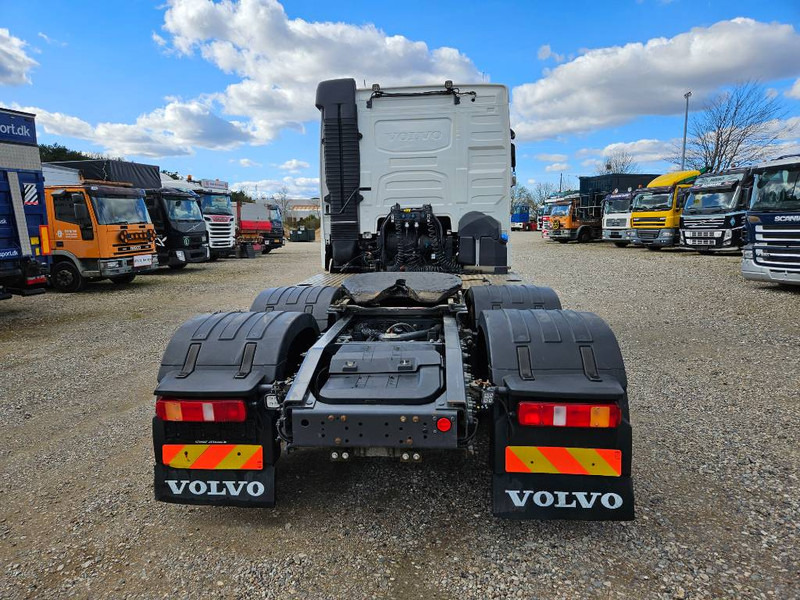 Volvo FH 500 // 6x2 // Hydraulik // ACC - Tracteur routier: photos 4 Volvo FH 500 // 6x2 // Hydraulik // ACC - Tracteur routier: photos 4