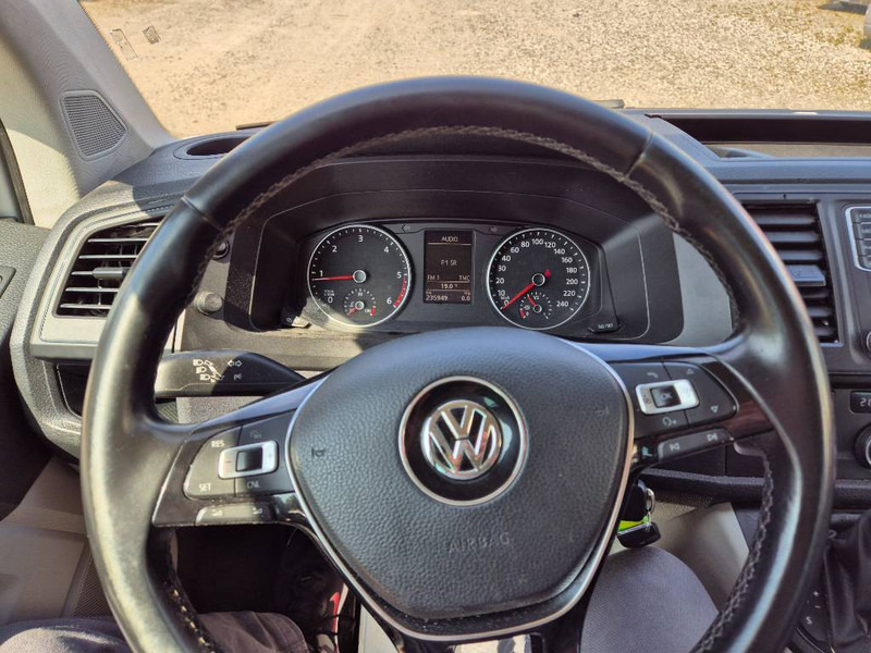 Voiture Volkswagen Caravelle 4x4 // 4motion 8 person bus Long: photos 15