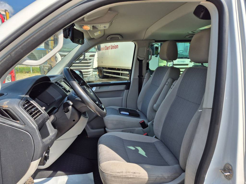 Voiture Volkswagen Caravelle 4x4 // 4motion 8 person bus Long: photos 8