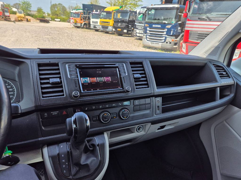 Voiture Volkswagen Caravelle 4x4 // 4motion 8 person bus Long: photos 16