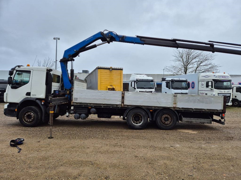 Volvo FE320 6x2/4 // HMF2120 K5 // - Camion grue: photos 3 Volvo FE320 6x2/4 // HMF2120 K5 // - Camion grue: photos 3