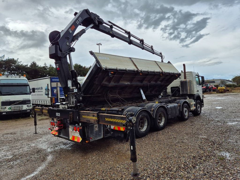 Volvo FM 460 8x4/4 //HIAB 211 EP-4 // 3 sidetip - Camion grue: photos 5 Volvo FM 460 8x4/4 //HIAB 211 EP-4 // 3 sidetip - Camion grue: photos 5