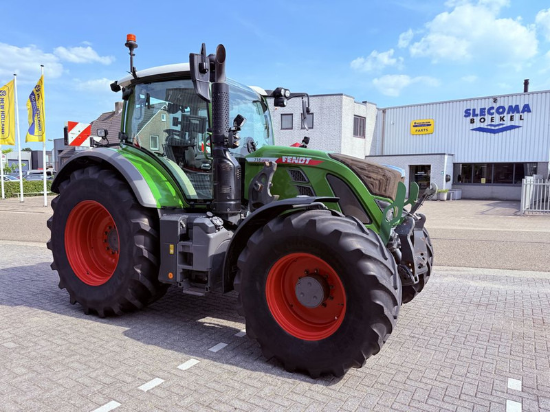 Fendt 718 Vario PowerPlus ONE - Tracteur agricole: photos 2 Fendt 718 Vario PowerPlus ONE - Tracteur agricole: photos 2