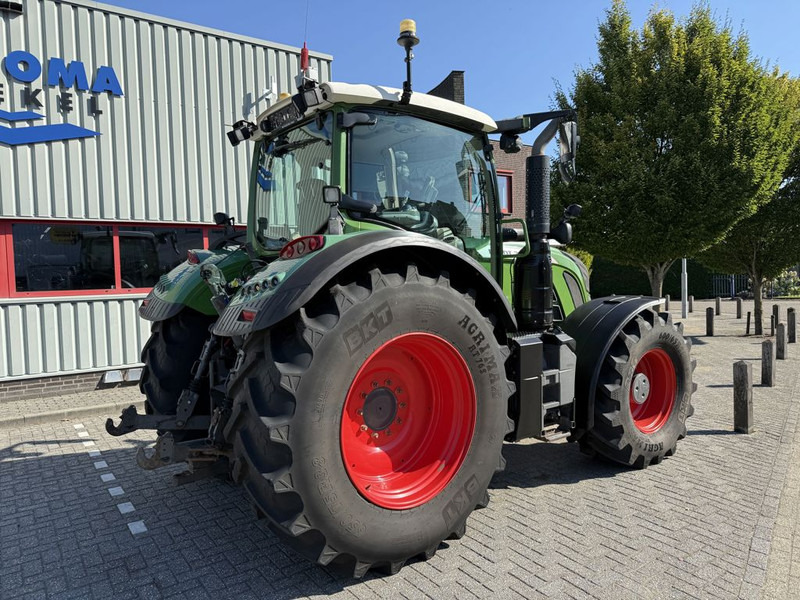 Fendt 720 S4 Vario PowerPlus - Tracteur agricole: photos 3 Fendt 720 S4 Vario PowerPlus - Tracteur agricole: photos 3