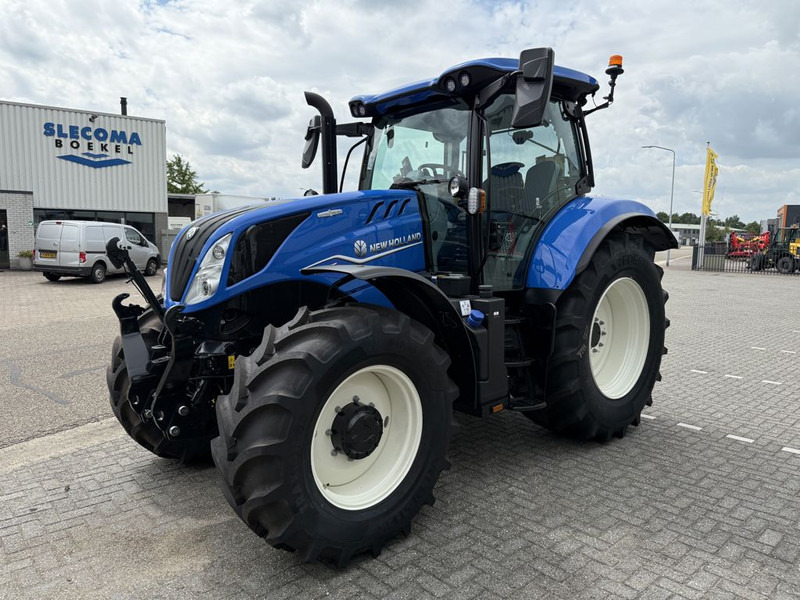 New Holland T6.145 AC STAGE V - Tracteur agricole: photos 1 New Holland T6.145 AC STAGE V - Tracteur agricole: photos 1
