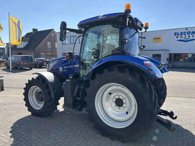 New Holland T6.180 AC Blue Power Stage V - Tracteur agricole: photos 2 New Holland T6.180 AC Blue Power Stage V - Tracteur agricole: photos 2