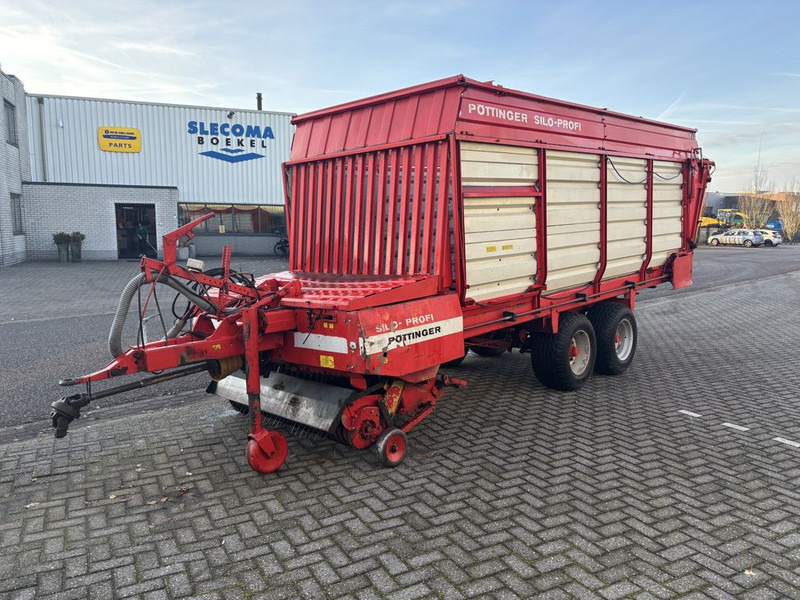 Pottinger SW102 Opraapwagen - Ensileuse: photos 2 Pottinger SW102 Opraapwagen - Ensileuse: photos 2
