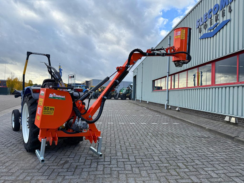 Motoculteur Rinieri BRF350 Armklepelmaaier: photos 12 Motoculteur Rinieri BRF350 Armklepelmaaier: photos 12