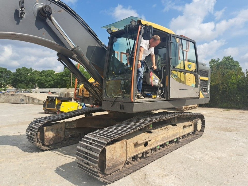 VOLVO EC250E NL - Pelle sur chenille: photos 2 VOLVO EC250E NL - Pelle sur chenille: photos 2