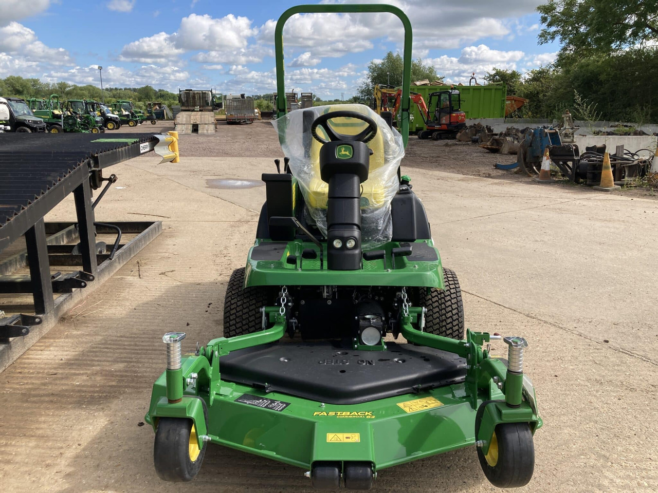 John Deere 1550 front mower en crédit-bail John Deere 1550 front mower: photos 8