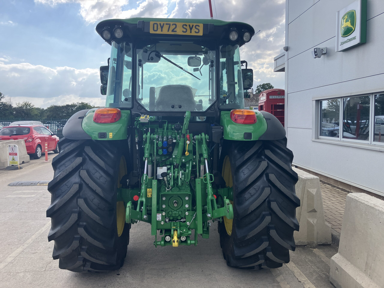 John Deere 5115M - Tracteur agricole: photos 4 John Deere 5115M - Tracteur agricole: photos 4