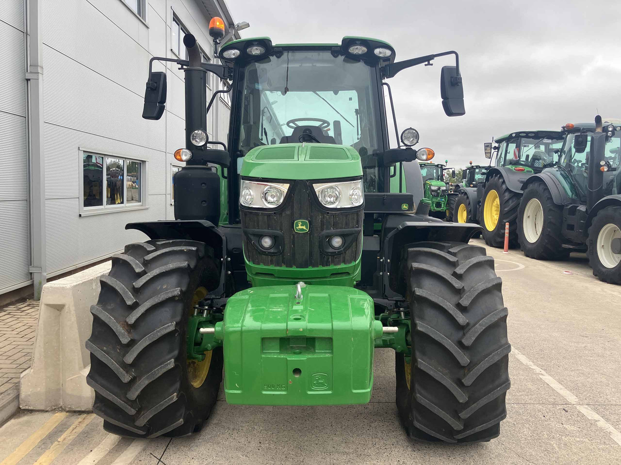 Tracteur agricole John Deere 6140M: photos 7