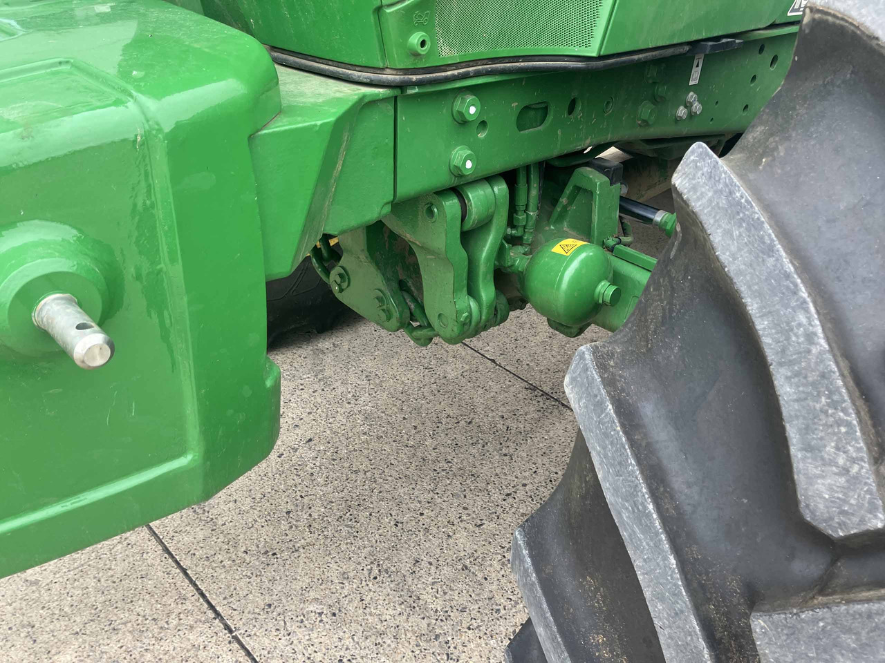 Tracteur agricole John Deere 6140M: photos 8