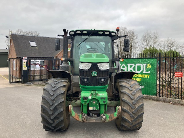 John Deere 6145R - Tracteur agricole: photos 2 John Deere 6145R - Tracteur agricole: photos 2