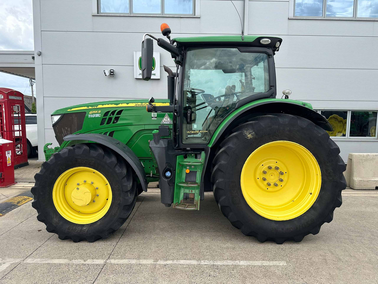 John Deere 6155R - Tracteur agricole: photos 3 John Deere 6155R - Tracteur agricole: photos 3