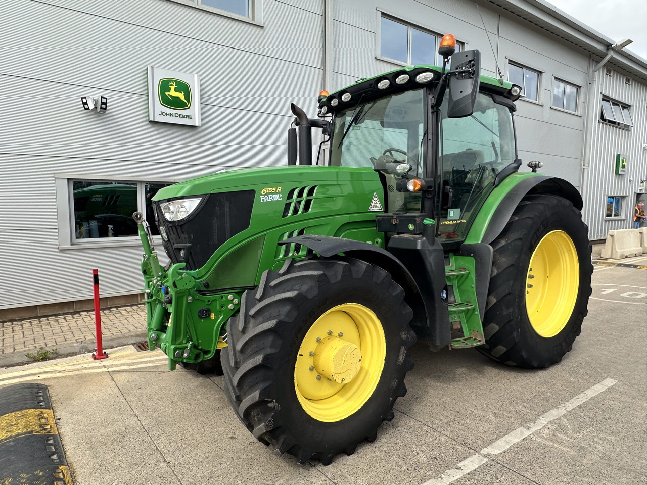 John Deere 6155R - Tracteur agricole: photos 1 John Deere 6155R - Tracteur agricole: photos 1