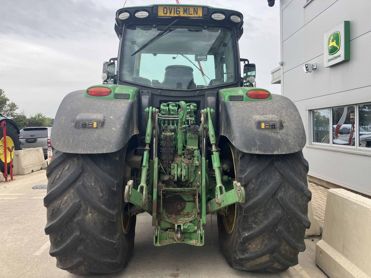 John Deere 6215R - Tracteur agricole: photos 4 John Deere 6215R - Tracteur agricole: photos 4