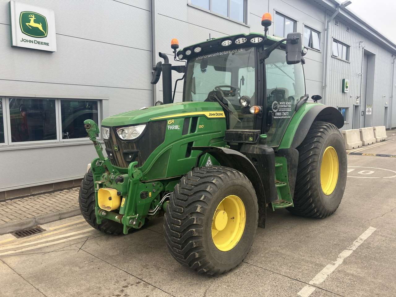John Deere 6R 130 - Tracteur agricole: photos 1 John Deere 6R 130 - Tracteur agricole: photos 1