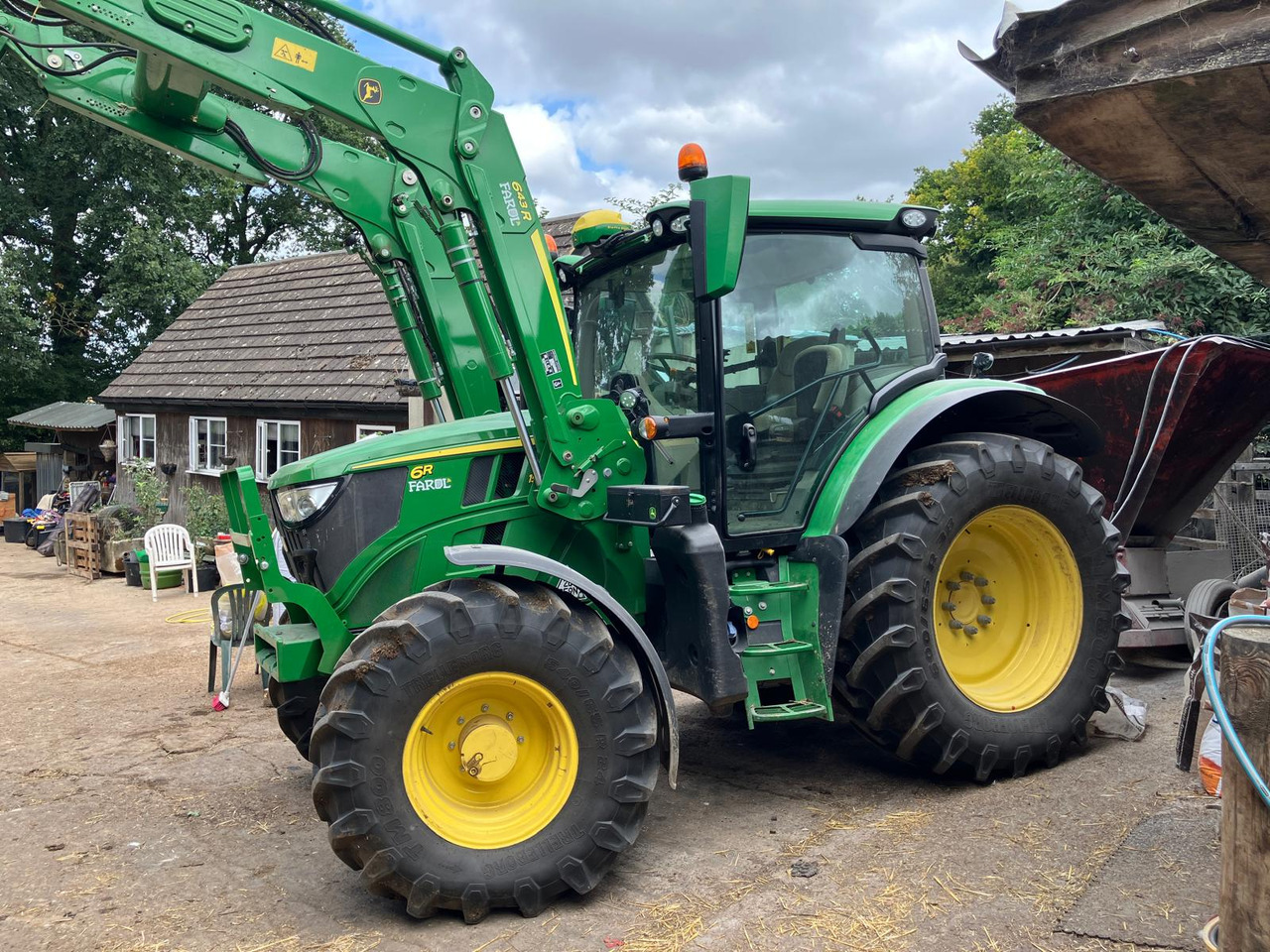 John Deere 6R 150 + 643R Loader - Tracteur agricole: photos 1 John Deere 6R 150 + 643R Loader - Tracteur agricole: photos 1