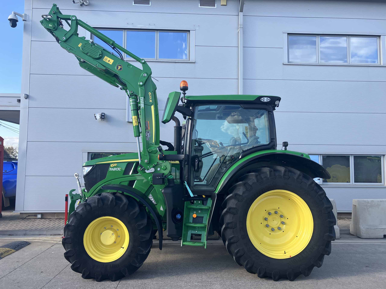 John Deere 6R 150 & 623R Loader - Tracteur agricole: photos 2 John Deere 6R 150 & 623R Loader - Tracteur agricole: photos 2