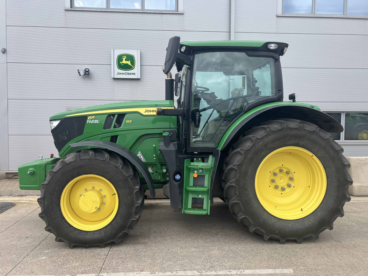 John Deere 6R 155 - Tracteur agricole: photos 2 John Deere 6R 155 - Tracteur agricole: photos 2