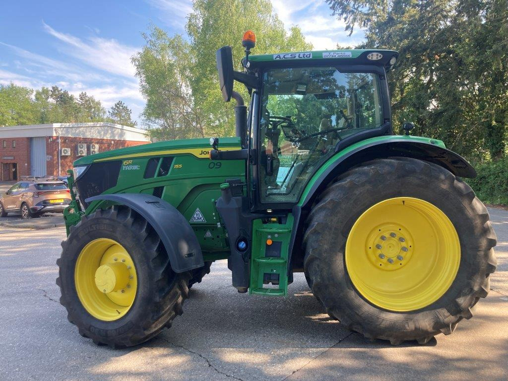 John Deere 6R 155 - Tracteur agricole: photos 1 John Deere 6R 155 - Tracteur agricole: photos 1