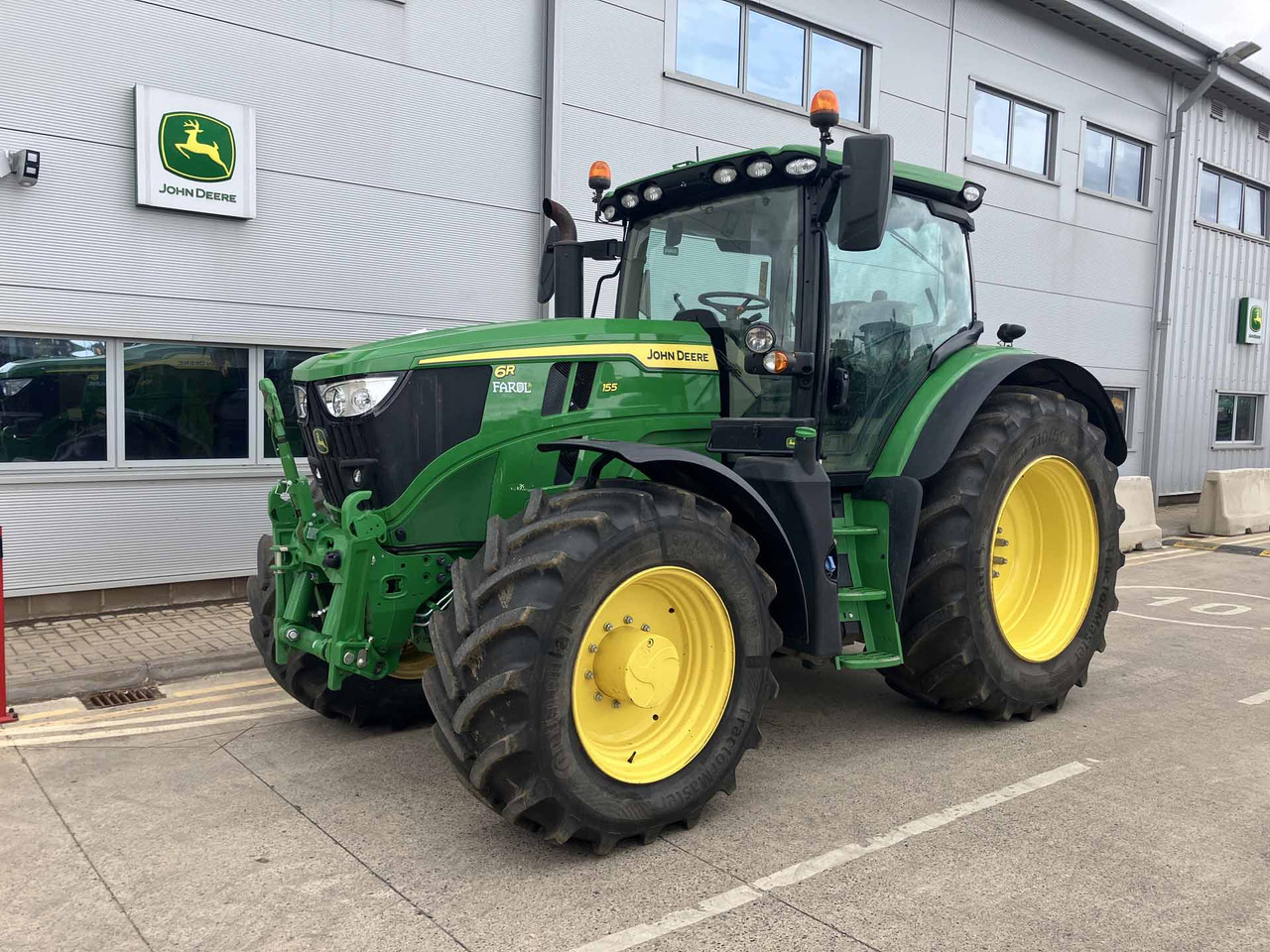 John Deere 6R 155 - Tracteur agricole: photos 1 John Deere 6R 155 - Tracteur agricole: photos 1