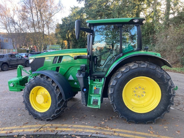 John Deere 6R 185 - Tracteur agricole: photos 1 John Deere 6R 185 - Tracteur agricole: photos 1