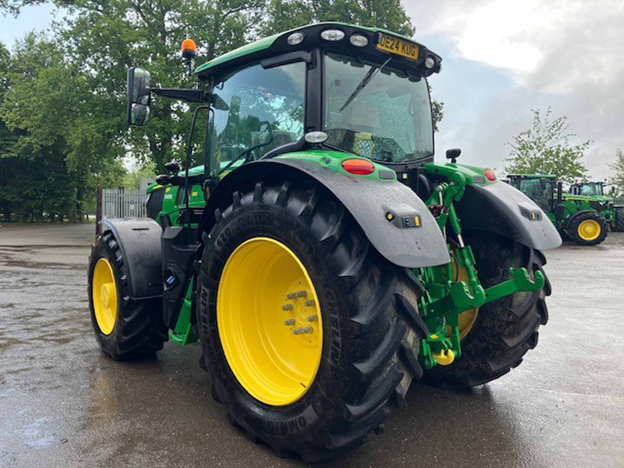 John Deere 6R 185 - Tracteur agricole: photos 4 John Deere 6R 185 - Tracteur agricole: photos 4
