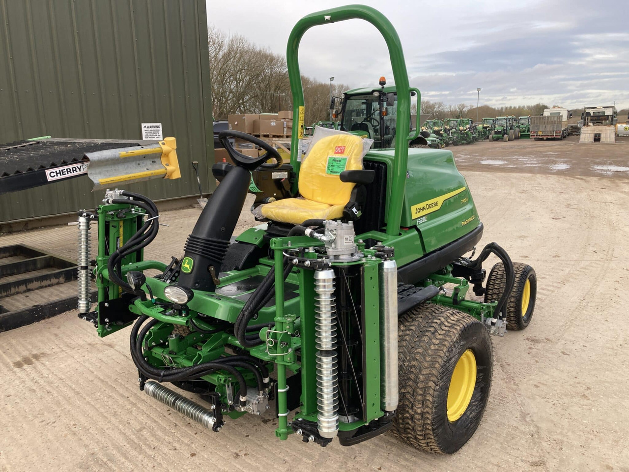 John Deere 7700A Fairway Mower - Motofaucheuse: photos 1 John Deere 7700A Fairway Mower - Motofaucheuse: photos 1