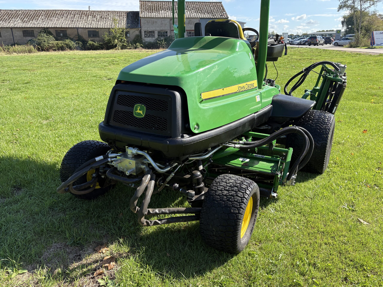 John Deere 7700A Fairway Mower - Motofaucheuse: photos 5 John Deere 7700A Fairway Mower - Motofaucheuse: photos 5