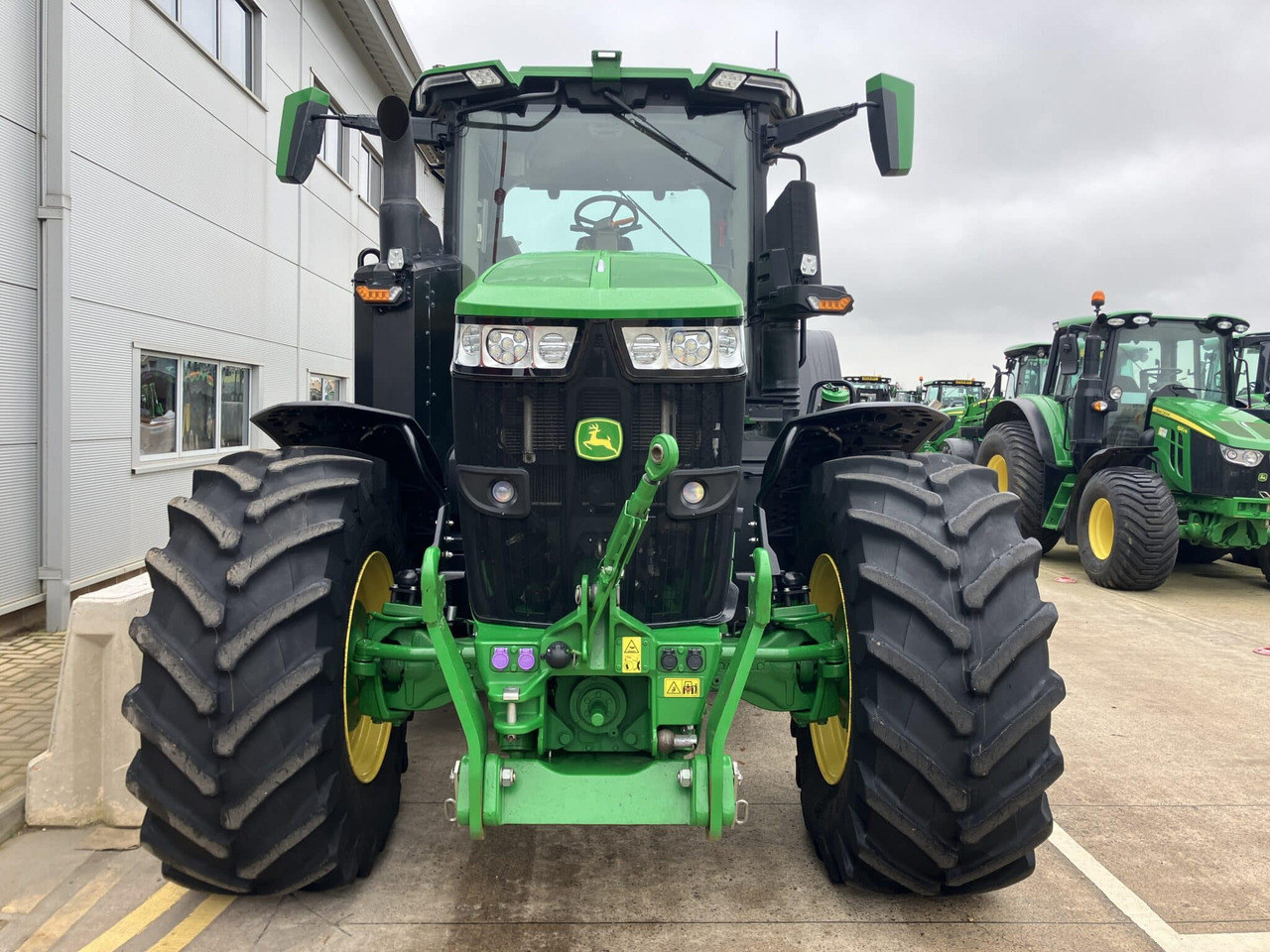 Tracteur agricole John Deere 7R 310: photos 7